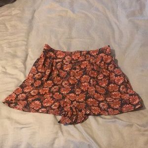 Flowy flower shorts